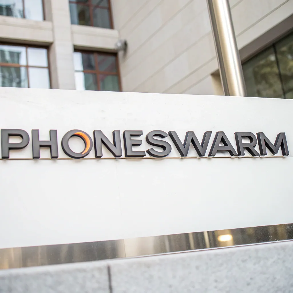 PHONESWARM Logo